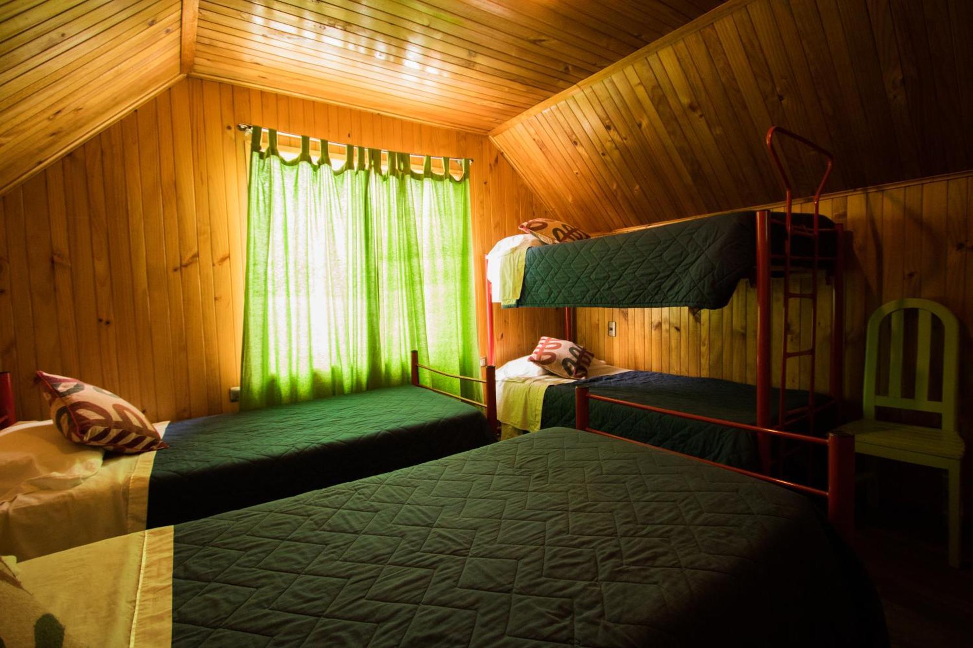 Hostel El Alcazar Villarrica Bagian luar foto